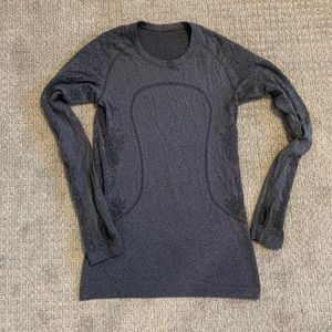 Lululemon long sleeve top